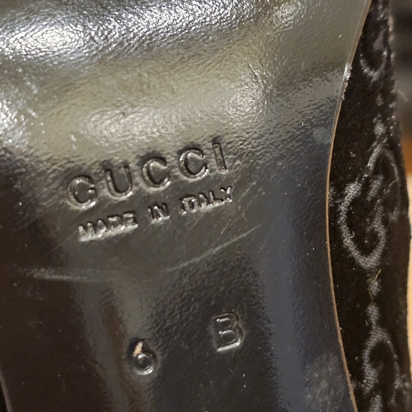 Gucci Black Velvet Monogram Heeled Boots - Picture 8 of 16
